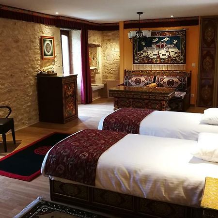 Himalaya En Perigord Bed and Breakfast Tursac Εξωτερικό φωτογραφία